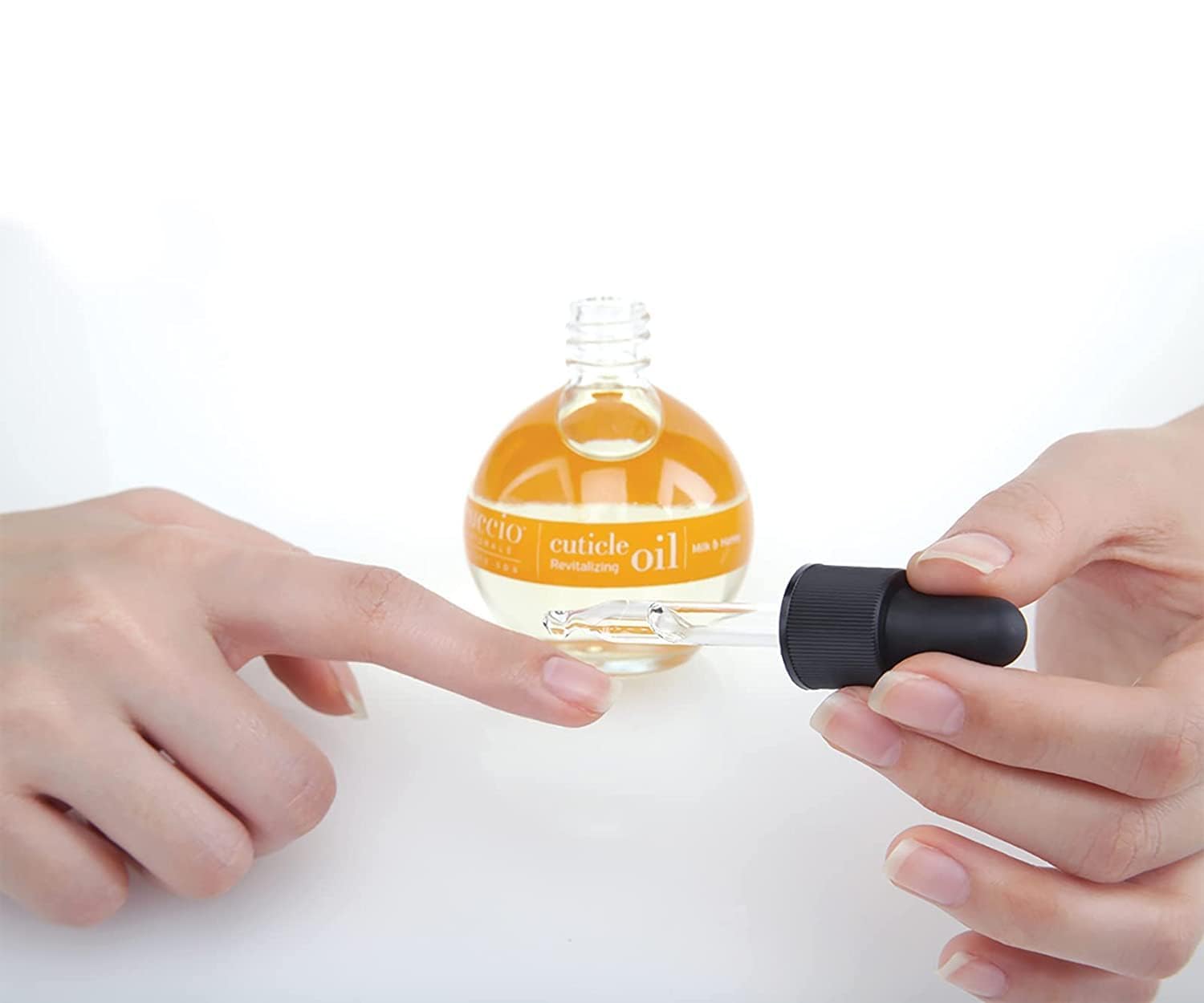 Cuccio Naturale Milk and Honey Cuticle Revitalizing Oil - Moisturizes and Strengthens Nails and Cuticles - Soothing and Nourishing - Paraben and Cruelty Free with Natural Ingredients - 2.5 oz